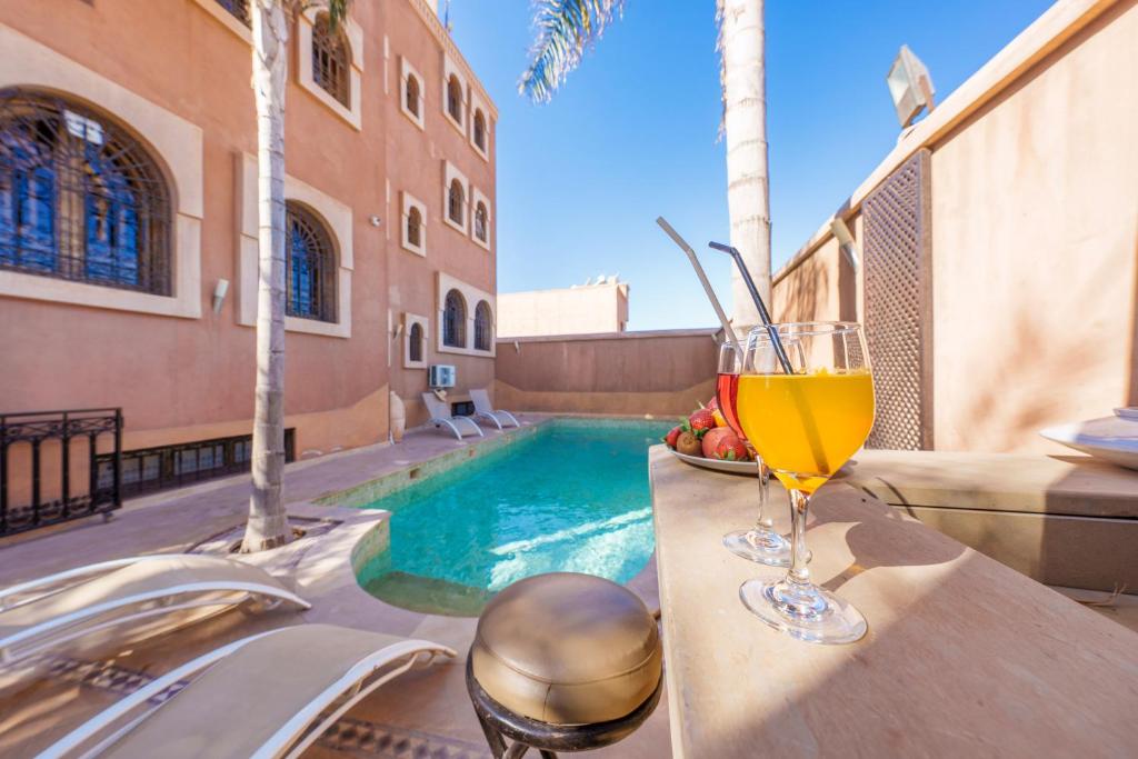 Bazén v ubytování Riad Ushuaia La Villa - Centre Marrakech nebo v jeho okolí