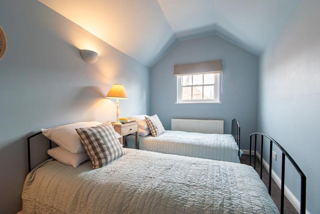 Seaside Cottage 2