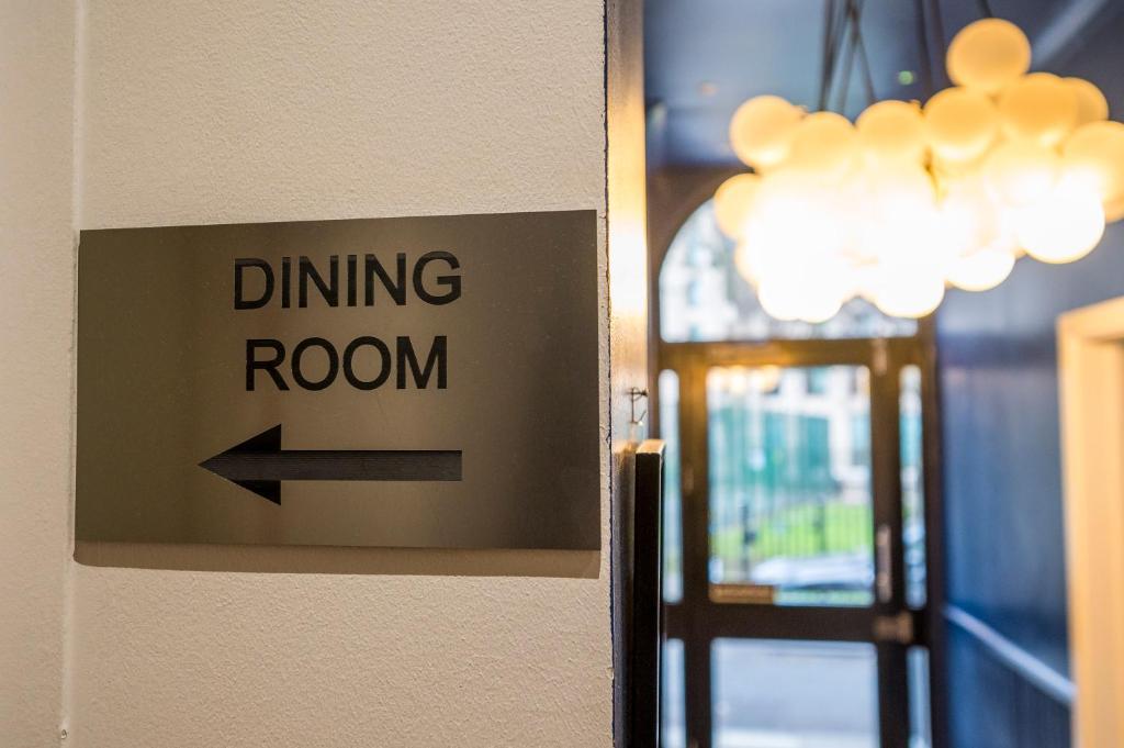 Mentone Hotel - Resim 17