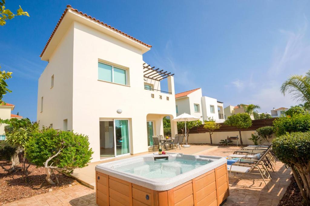 Villa Ivy
