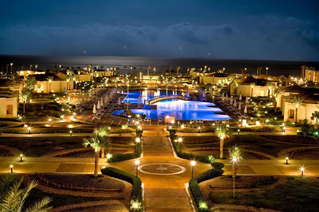 Bazén v ubytování Amarina Queen Resort & Aqua Park Marsa Alam nebo v jeho okolí