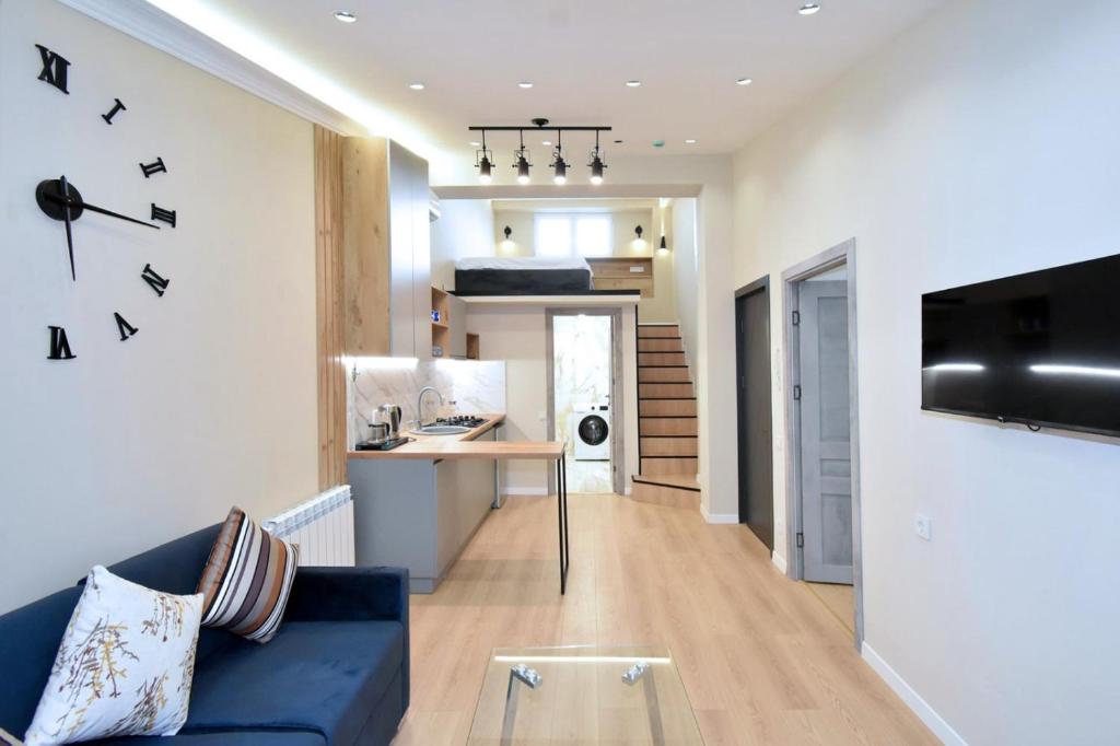 Aygestan plaza - Appartamento Con Due Camere Da Letto