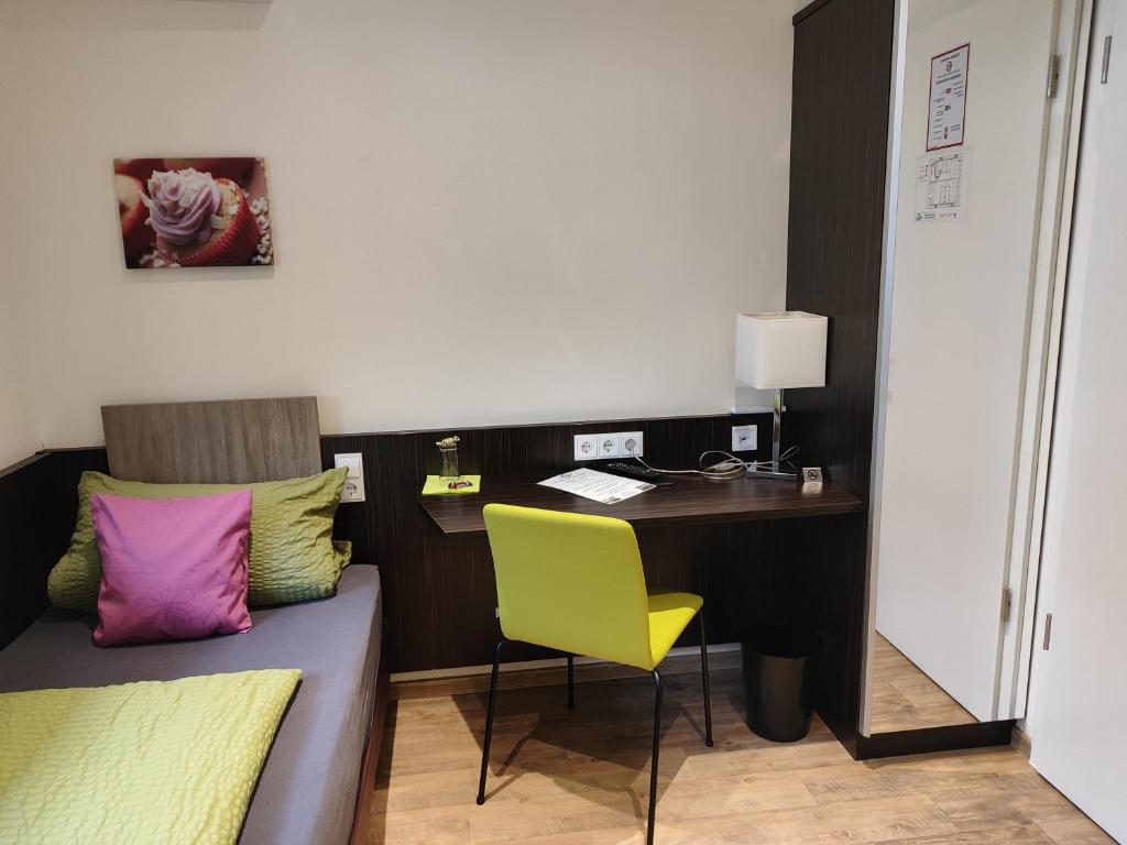 Posezení v ubytování Hotel Gästehaus Stock Zimmer Sahnehäuble