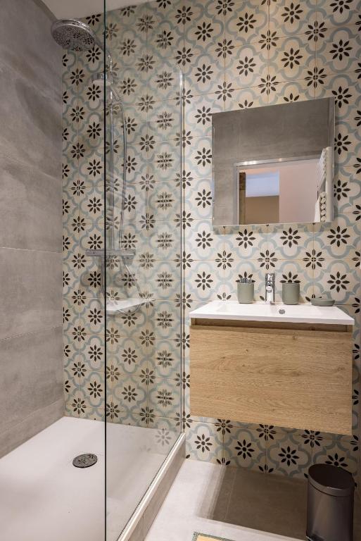 Koupelna v ubytování Gîtes in Huy - Appartements chaleureux dans le centre de Huy