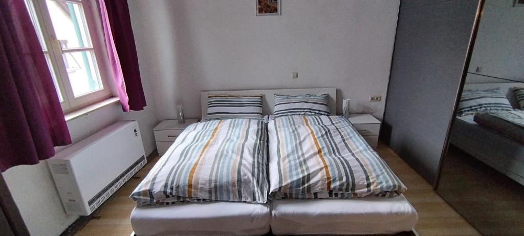 Voodi või voodid majutusasutuse Wohnung Engelgasse toas