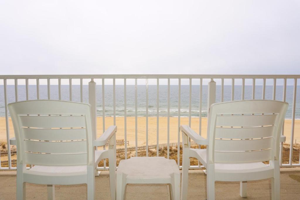 Balkón nebo terasa v ubytování Quality Inn Ocean City Beachfront