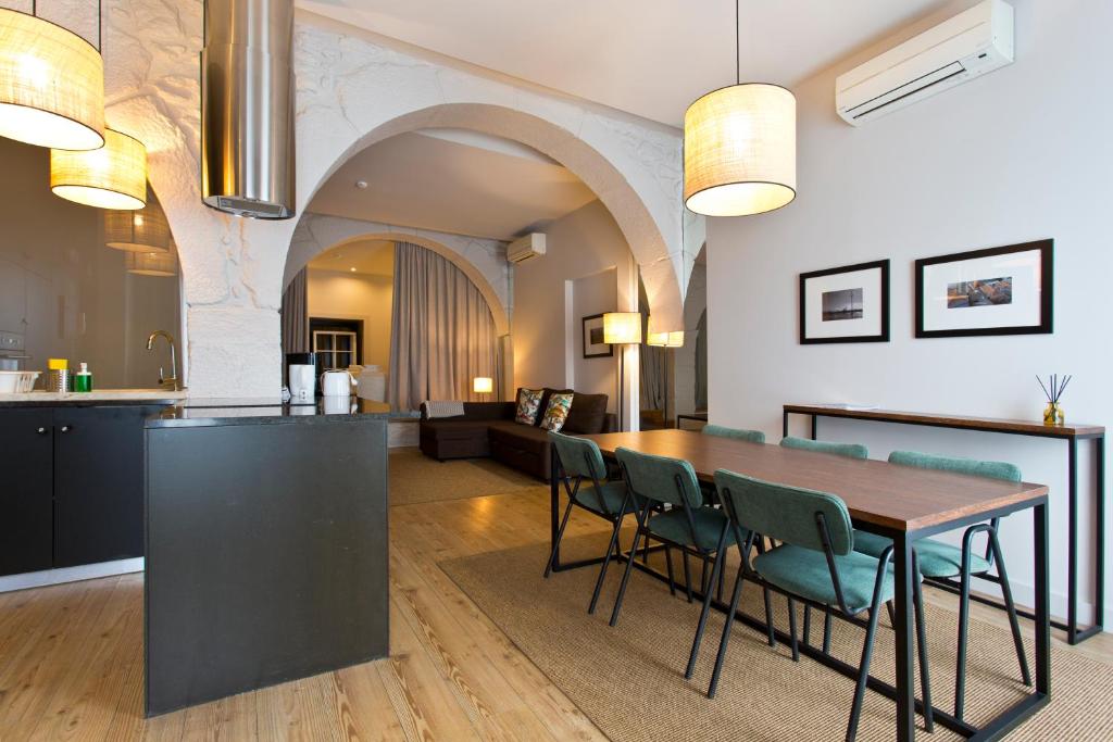 RVA - Gustave Eiffel Apartments - 