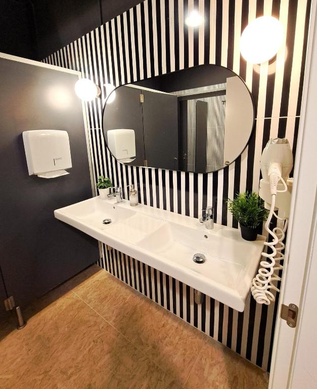 Um banheiro em Bed & Bike Barcelona