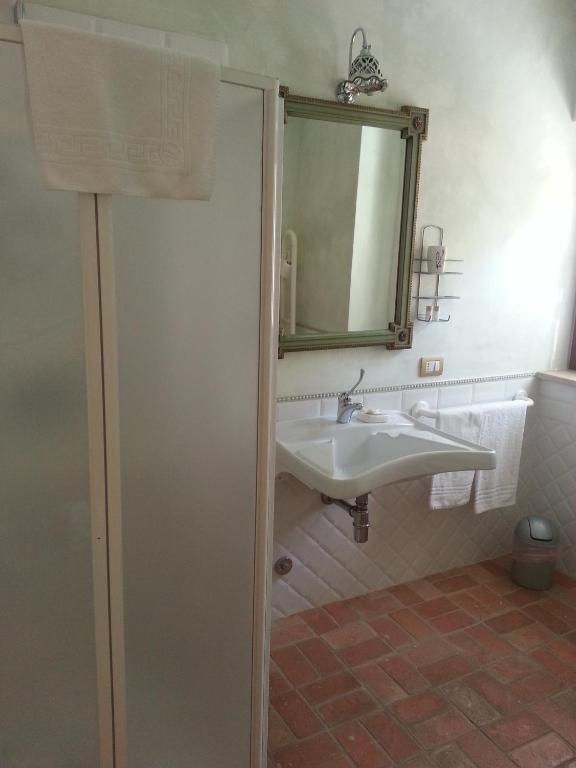 il casale san martino - Salle Double - Accès Au Handicap