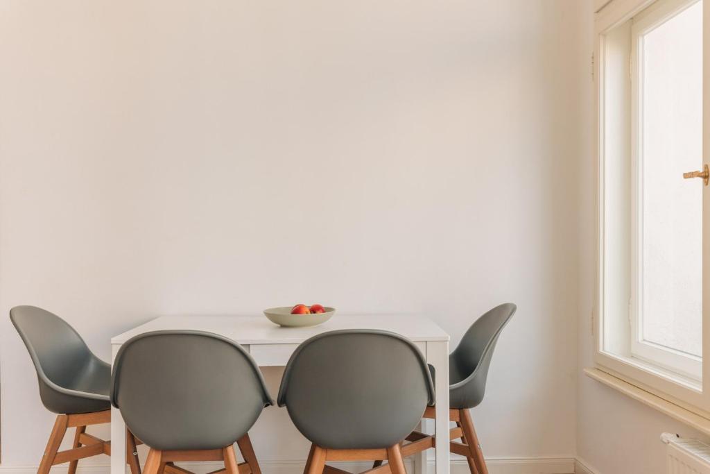 Homaris Apartments Frankfurter Allee - Resim 23