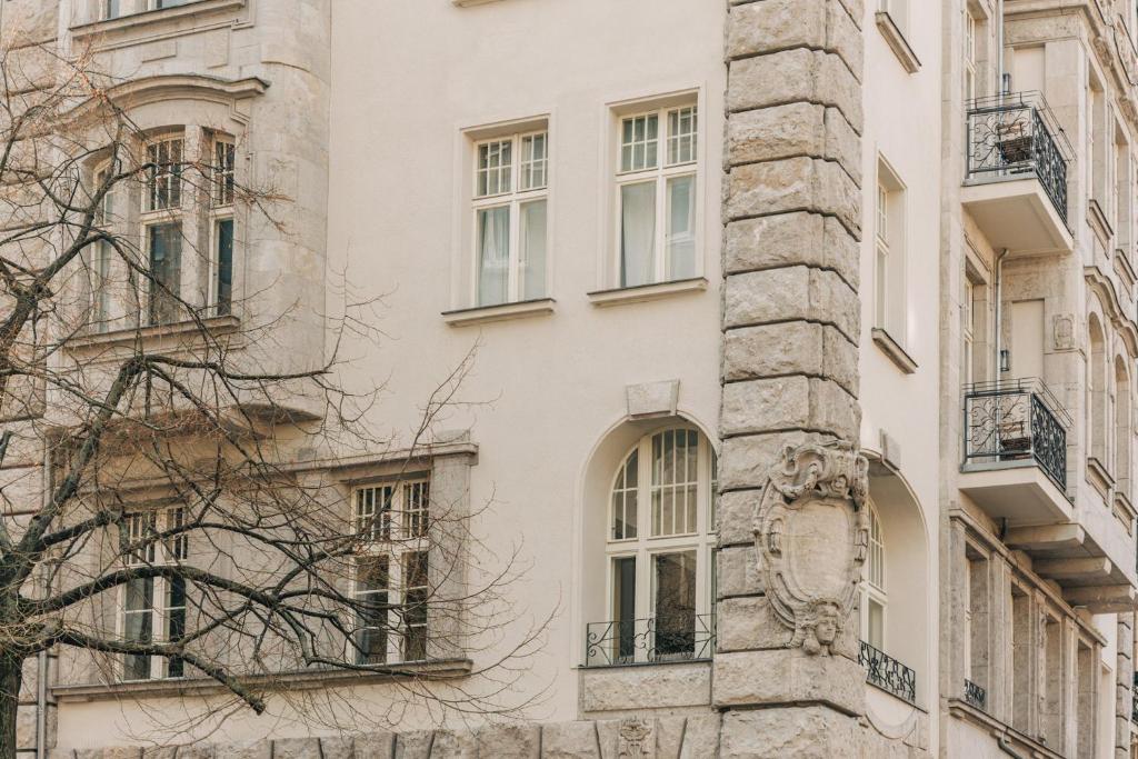 Homaris Apartments Frankfurter Allee - Resim 11