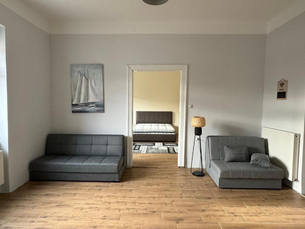 Ein Sitzbereich in der Unterkunft DANA GUEST HOUSE