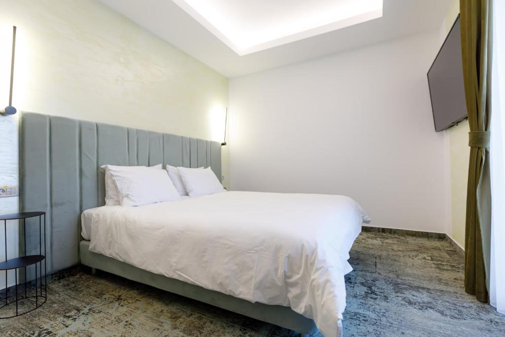 RIVER PLACE - King Room