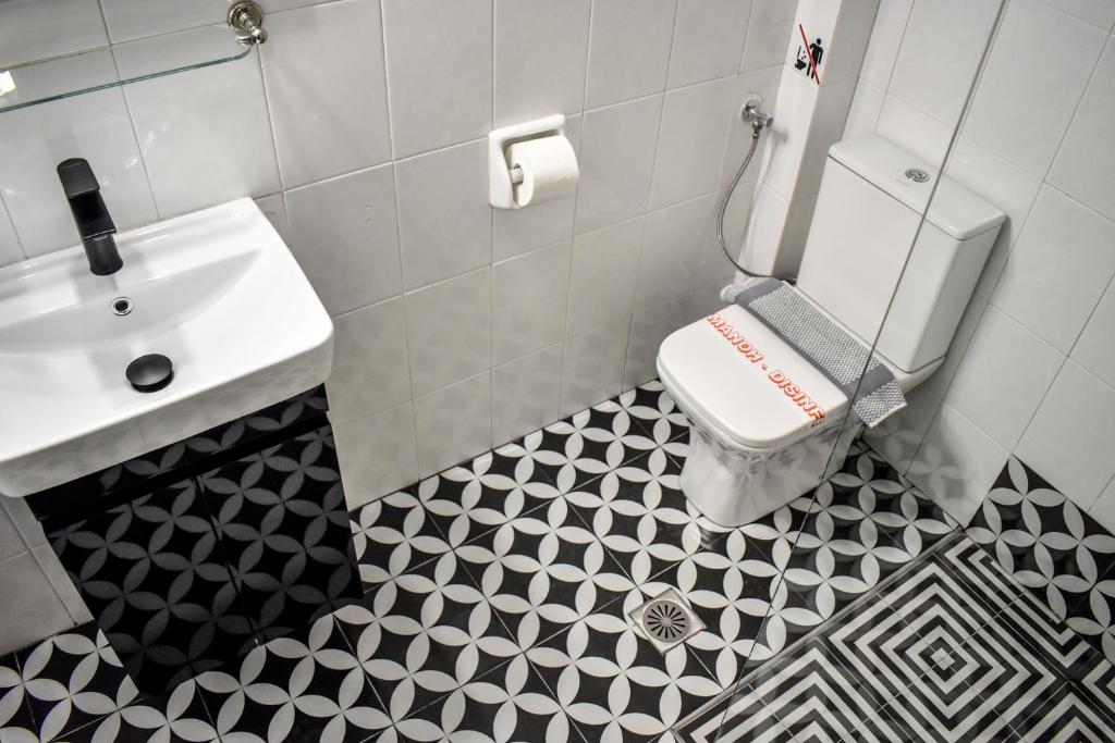Koupelna v ubytování Hotel Kostis
