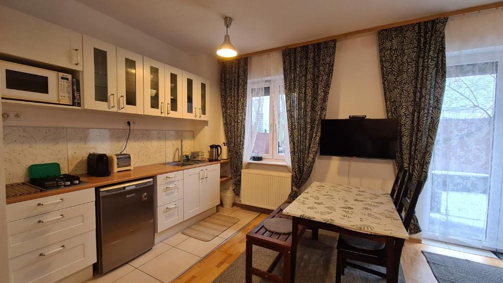 Apartament Zielony Ogród Ząbki - Departamento