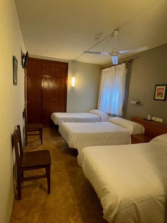 Hostal El Corzo - Triple Room