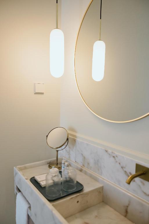 NINE DOTS Azorean Art Boutique Hotel - 4