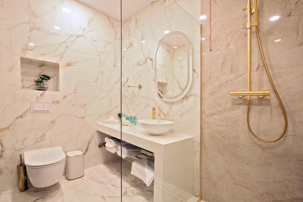 Koupelna v ubytování Hotel Artemis