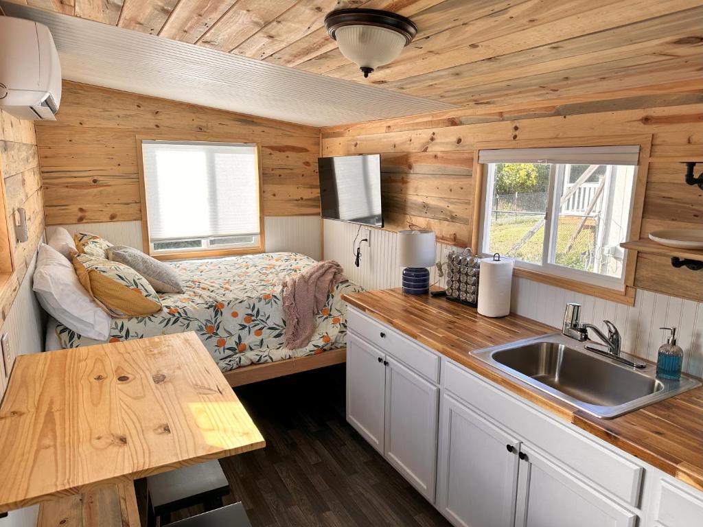 Escape To Tranquility At The Tiny House, Jacksonville (updated prices 2024)