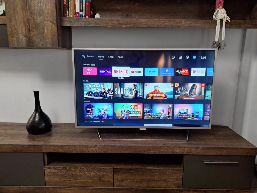 Televízia a/alebo spoločenská miestnosť v ubytovaní APARTMENT NEVERA