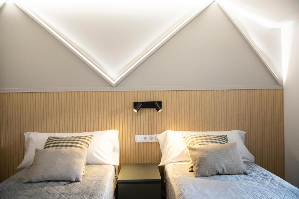 Lucus Skyline & Terrace by Lugo Collection - 19