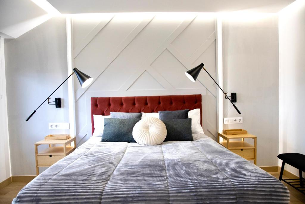 Lucus Skyline & Terrace by Lugo Collection - 5