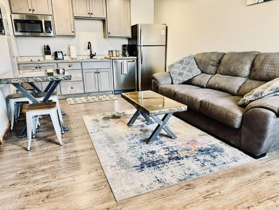 Η κουζίνα ή μικρή κουζίνα στο Angel Rock Rentals Of Moab Unit 1