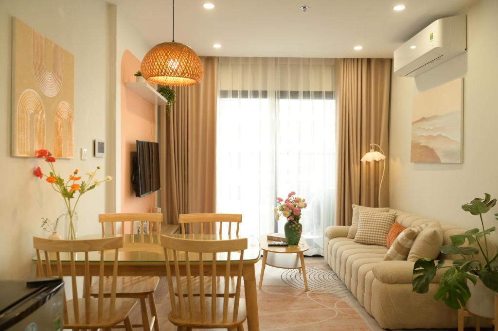 Zona de estar de Vinhomes Smart City 2 bedrooms
