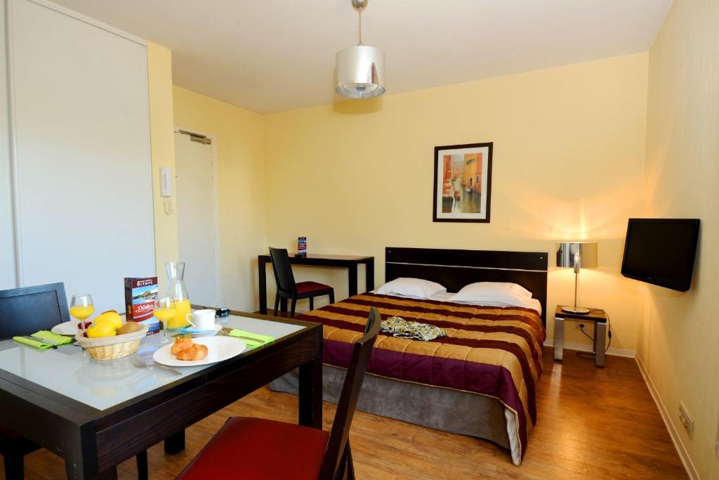 Posezení v ubytování Appart Hotel Odalys City Antibes Olympe