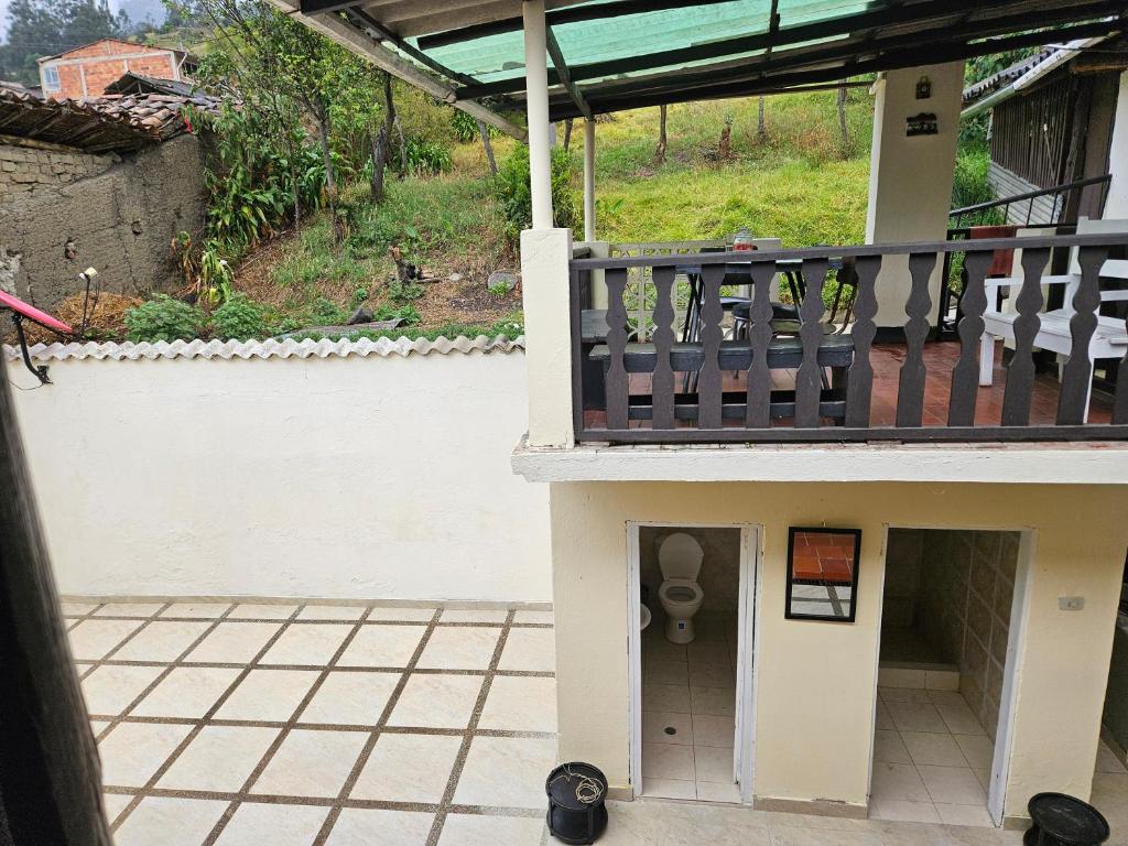 Balkon atau teras di Casa Guicán