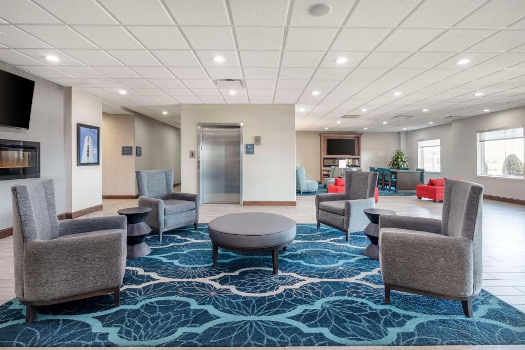Best Western Plus Owensboro photo