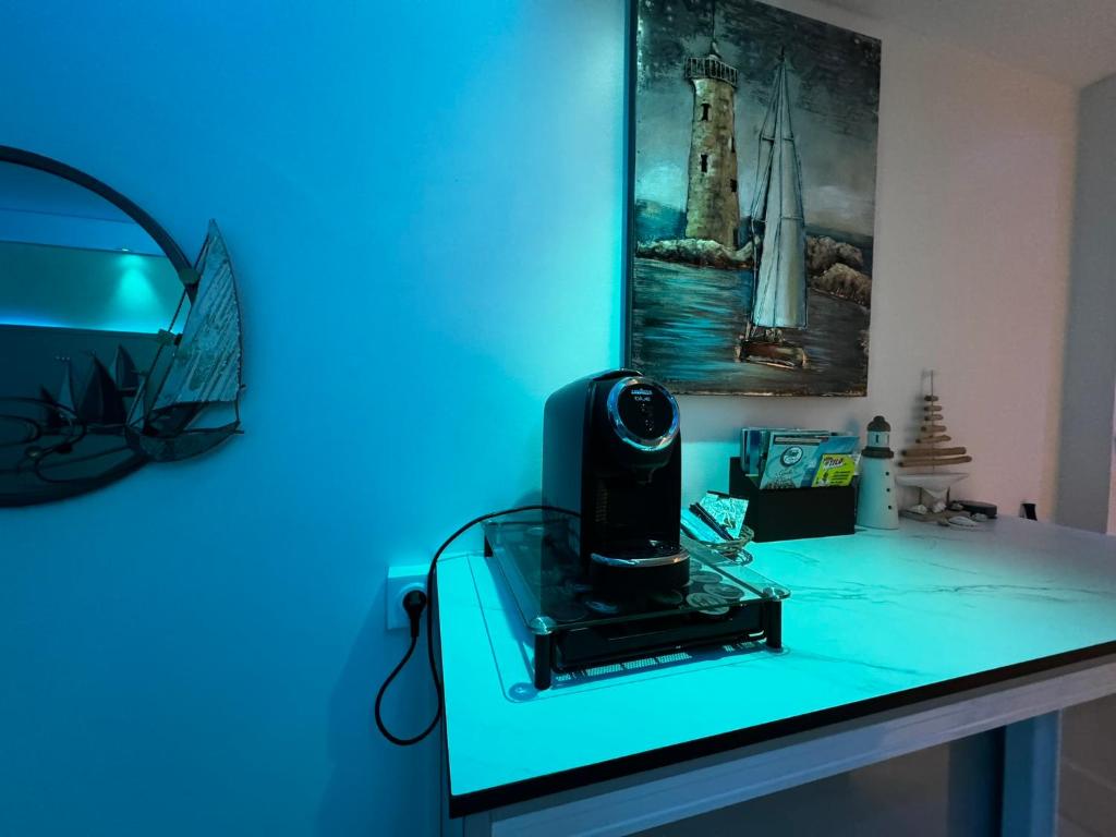Fotografie z fotogalerie ubytování Le Voilier - Studio Moderne Vue Mer Panoramique avec Piscine v destinaci Les Trois-Îlets