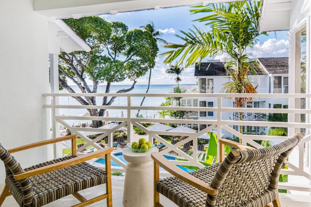 Balkón nebo terasa v ubytování Treasure Beach Art Hotel, An Autograph Collection All-Inclusive Resort