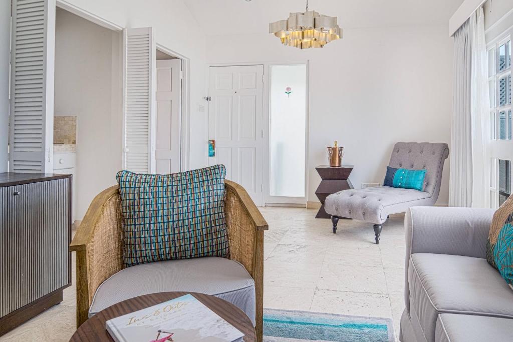 Posezení v ubytování Treasure Beach Art Hotel, An Autograph Collection All-Inclusive Resort