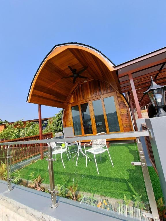 Zahrada ubytování Seaview Eagles Nest Cabins