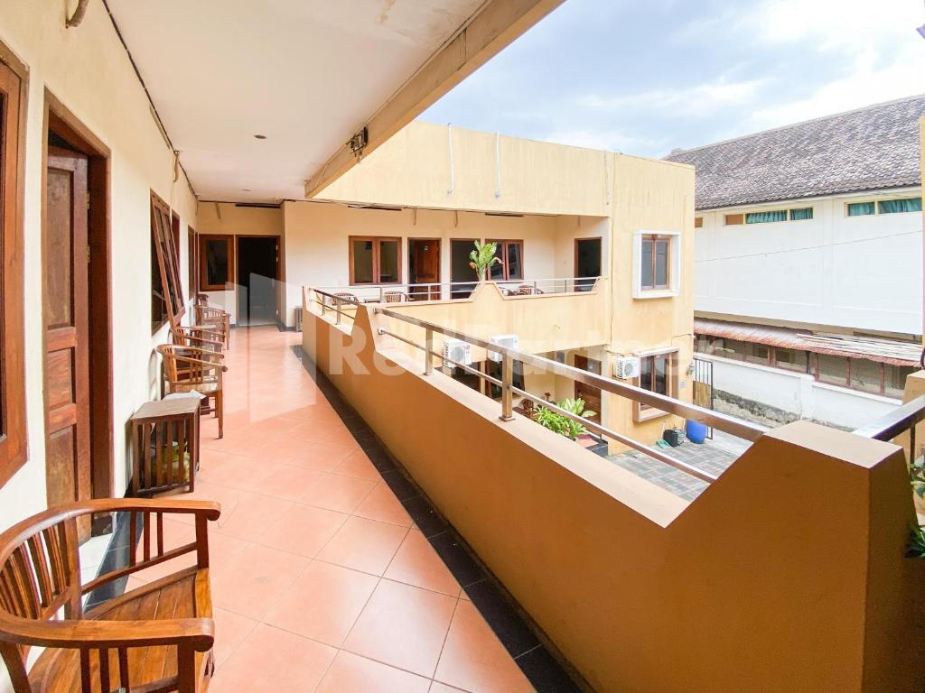 Balkón nebo terasa v ubytování Istana Griya 2 Hotel Solo RedPartner