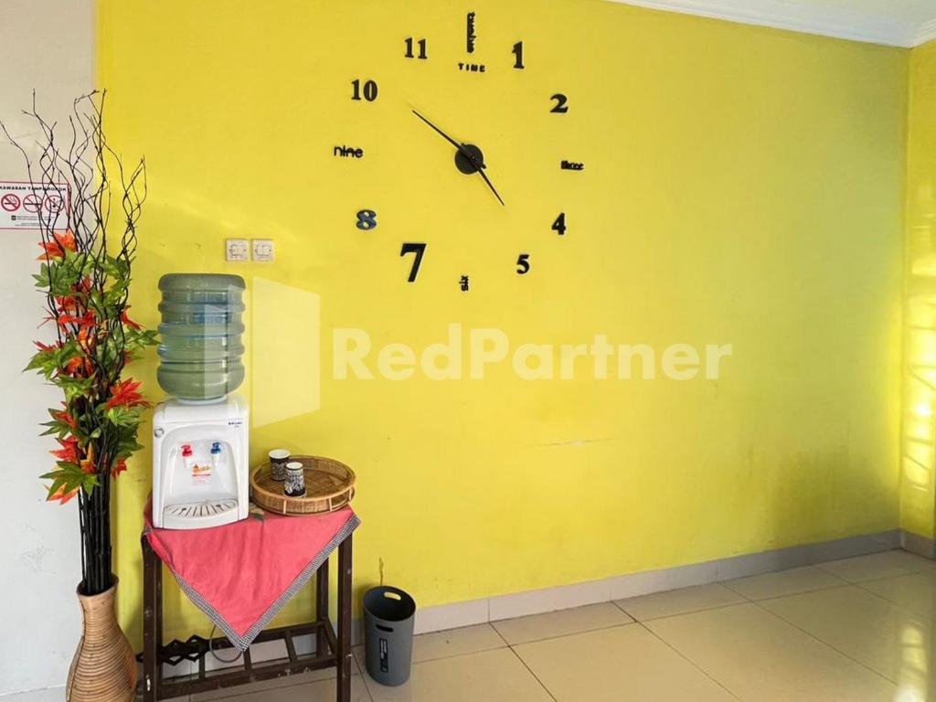 Fotografie z fotogalerie ubytování Hotel Andono near YIA Mitra RedDoorz v destinaci Yogyakarta