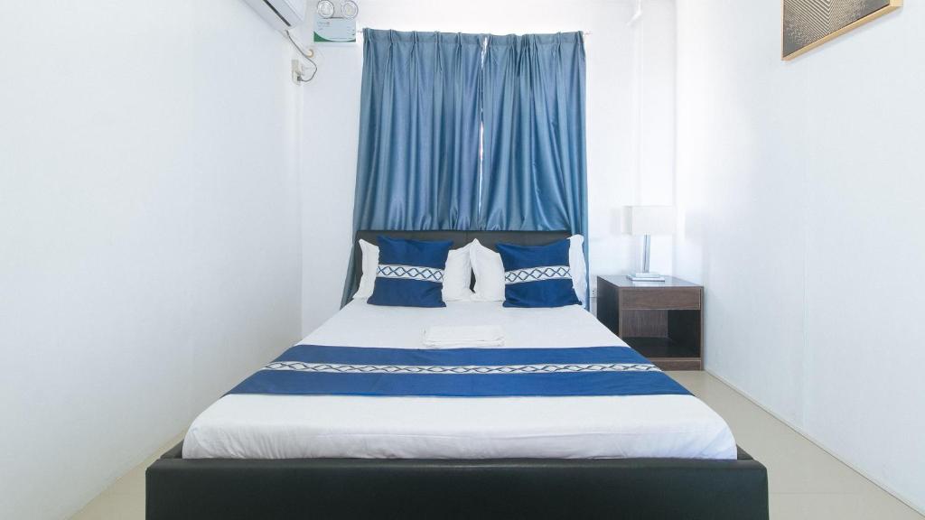 ADC Resort and Hotel Apalit Pampanga - Standaard Tweepersoonskamer Met Gedeelde Badkamer