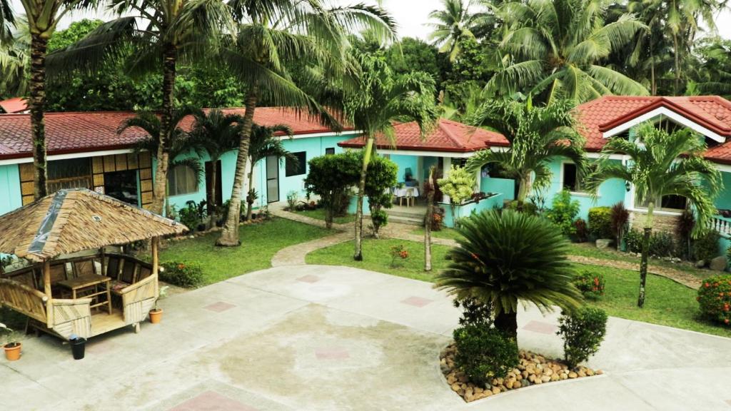 Zahrada ubytování L&L Beach Resort