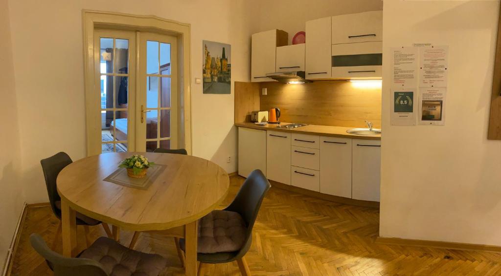 Kuchyň nebo kuchyňský kout v ubytování Apartmán Kaiser