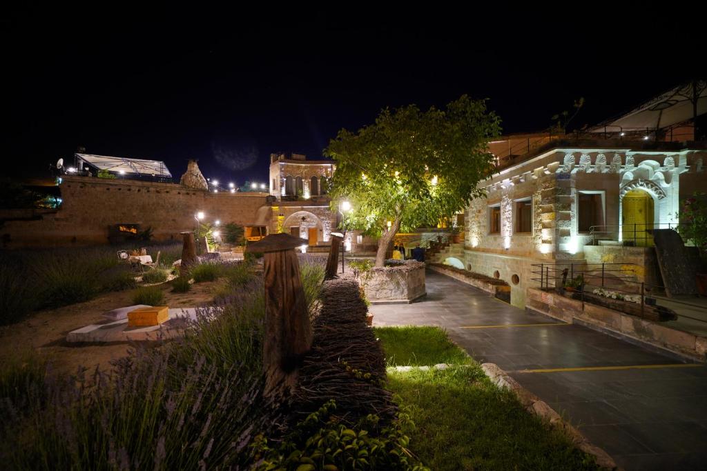 Zahrada ubytování Design Cave Hotel