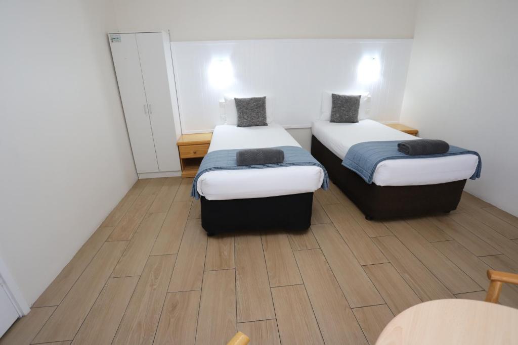 Sleepy Hill Motor Inn - 2 BDRM Familia QSS- Pet-Pehid