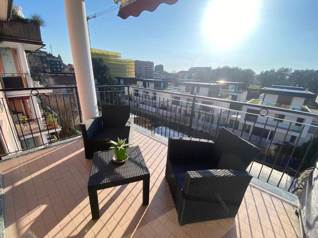 Comasina Charme Apartment with Terrace