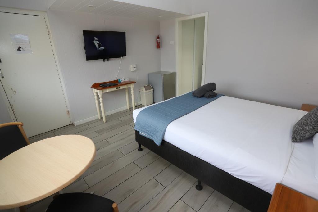 Sleepy Hill Motor Inn - Reina Del Cuarto De Mascota