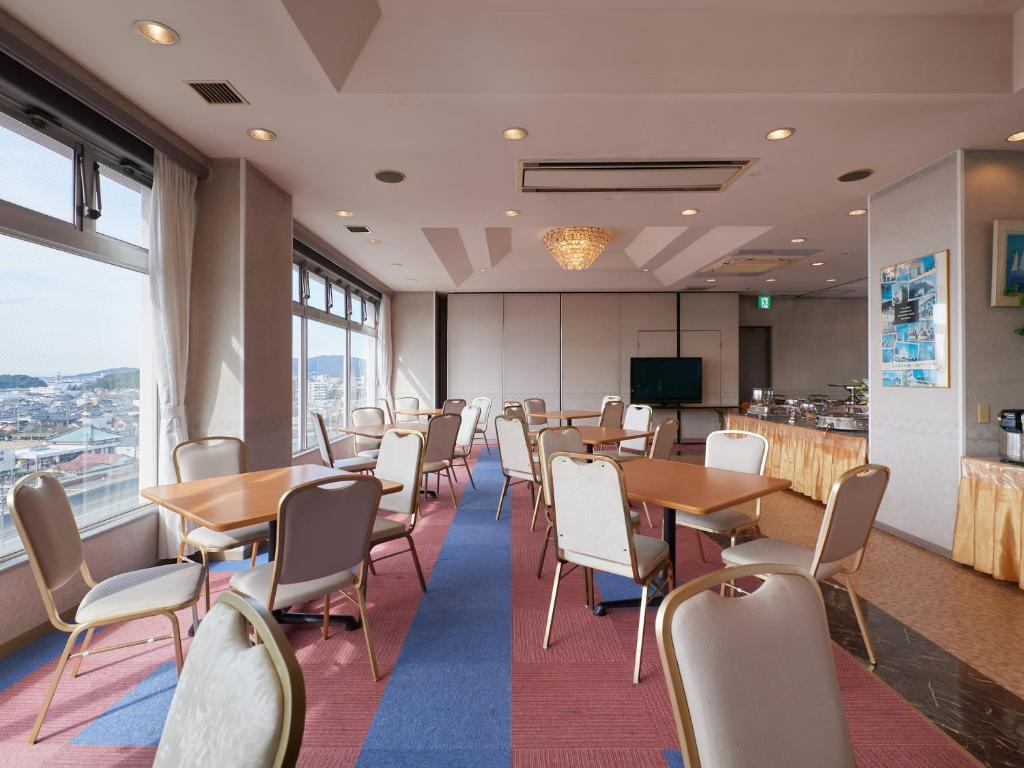 TV a/nebo společenská místnost v ubytování Gamagori Hotel