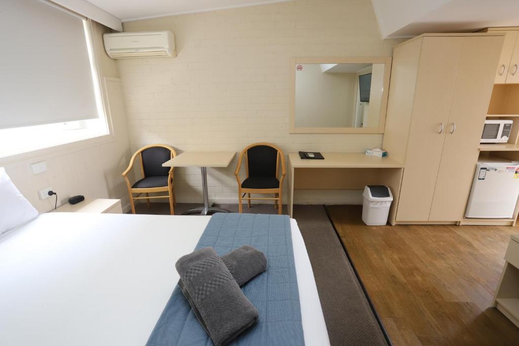 Sleepy Hill Motor Inn - Ejecutivo Queen-Non Pet Friendly