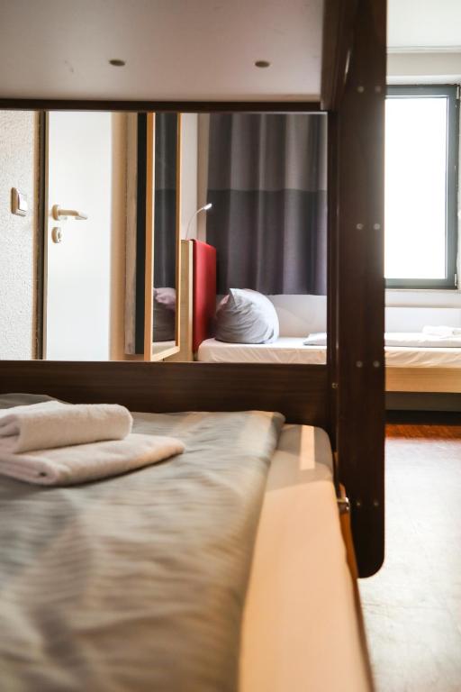 acama Hotel & Hostel Kreuzberg - Resim 20