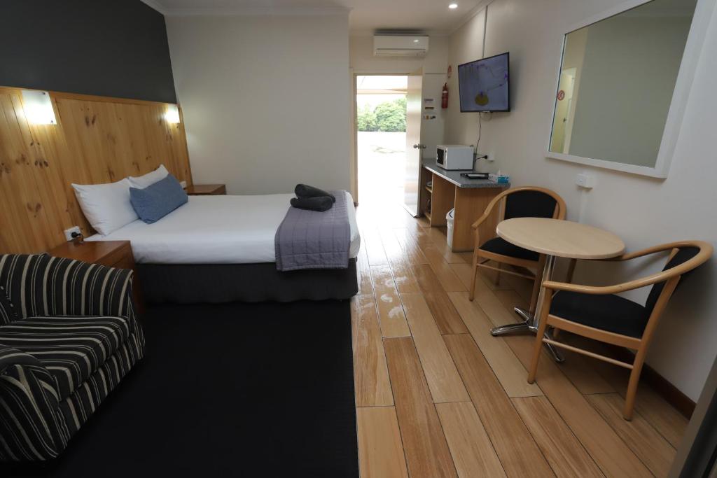 Sleepy Hill Motor Inn - Deluxe Queen Room- No Sea Amigable Para Mascotas