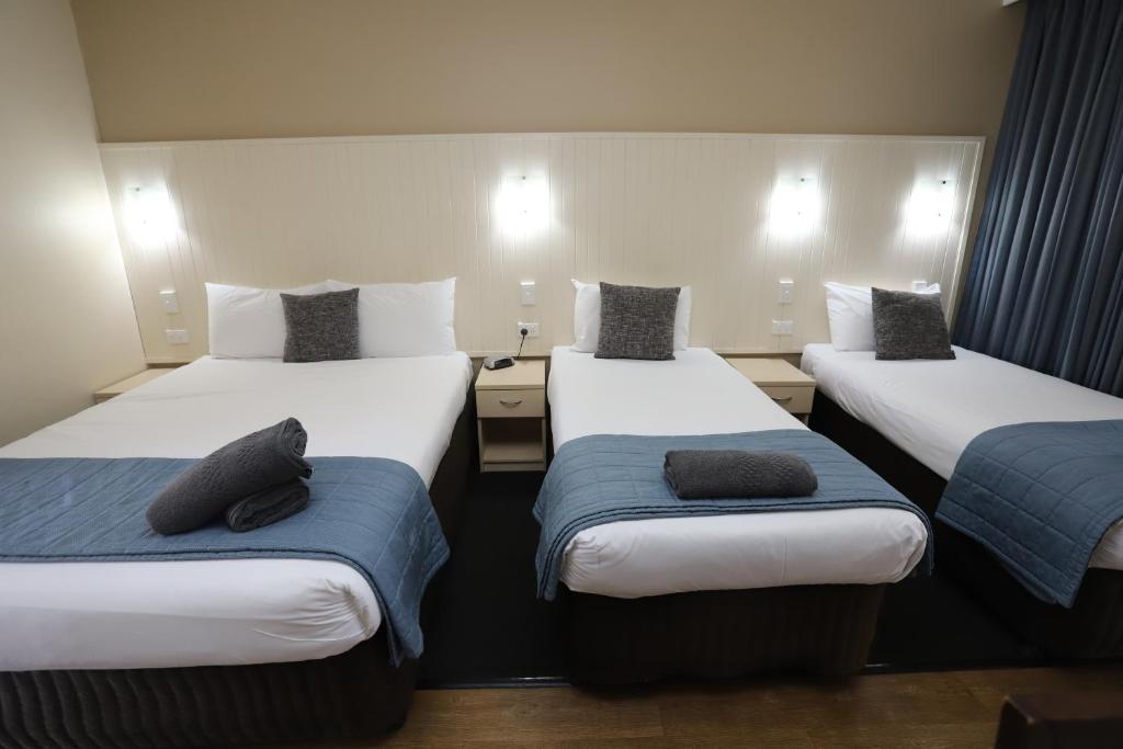 Sleepy Hill Motor Inn - One Bedroom Family Room- Non Pet Friendly