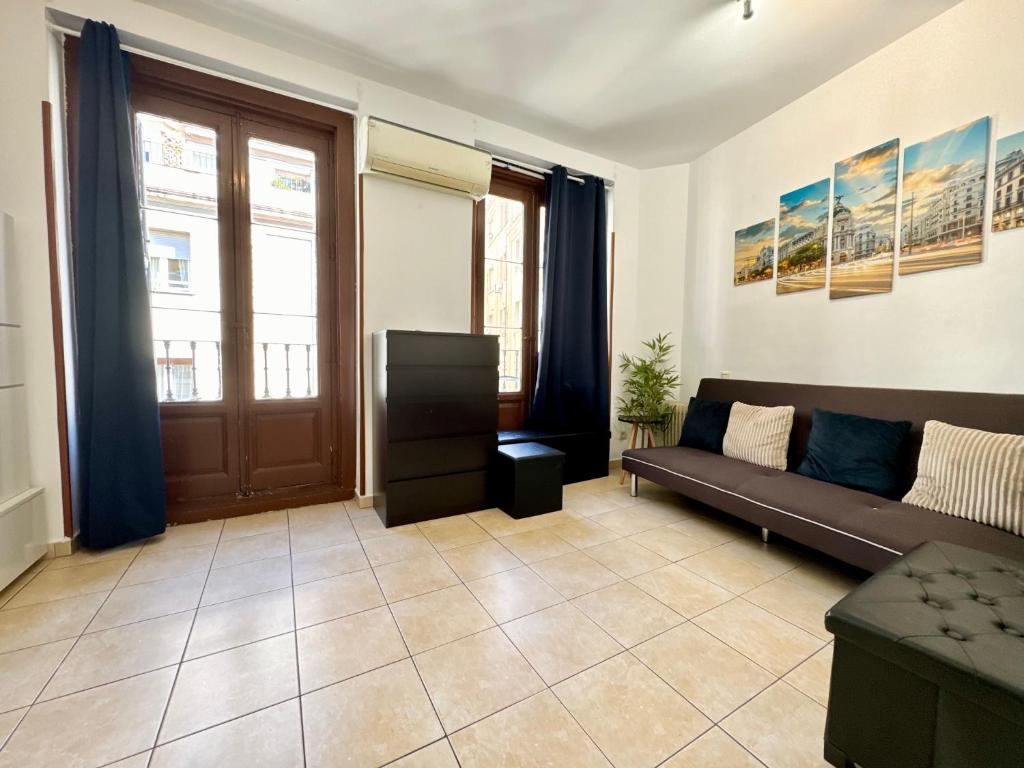 Madrid Charm 2BD private flat - CITY CENTER